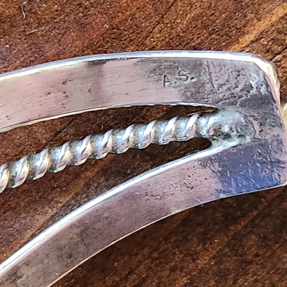 Vintage Sterling & Turquoise Cuff Bracelet - Picture 8 of 11